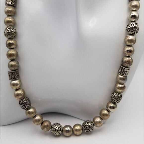 Sterling Silver Boho trendy ball beaded necklace. N212